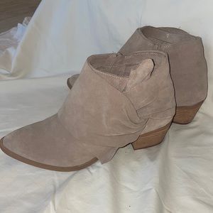 🍁🍂Sole Society Natalyia Boots